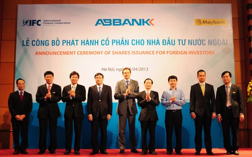 Tháng 4/2013, "room" vốn ngoại tại ABBank được lấp đầy với việc IFC và Maybank thực hiện chuyển đổi trái phiếu thành Pg88vnd dành cho Android và iOS tại Việt Nam phổ thông.<br>
