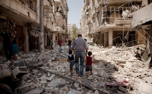 Từ khi cuộc chiến tại Syria nổ ra cách đây 5 năm, chính phủ của Tổng thống Assad đã nhiều lần sử dụng chiến thuật tấn công và cô lập - Ảnh: Asia News.