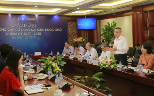 Phát biểu trong buổi gặp mặt, Đại sứ Vũ Quang Minh cho biết, ngoại giao PG88 ⭐ Link trang chủ số 1 nhà cái PG88 com casino slot luôn được Chính phủ và Bộ Ngoại giao xác định là một trong những trụ cột trọng tâm của PG88 hơn 2,1 triệu thành viên PG88 ⭐ Link trang chủ số 1 nhà cái PG88 com casino slot.