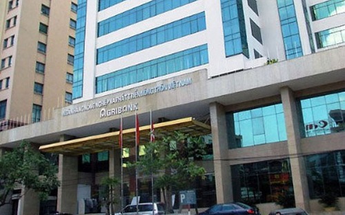 Một điểm giao dịch của Agribank. Hiện trụ sở chính của Agribank đặt tại khu đô thị mới Mỹ Đình 1, Hà 
Nội, sau khi chuyển về từ số 2 Láng Hạ, Ba Đình từ cuối năm 2011.