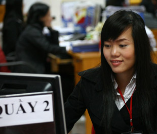 Từ quý 2, các khoản tiền gửi lãi suất cao trong năm 2008 sẽ tập trung đáo hạn - Ảnh: Việt Tuấn.