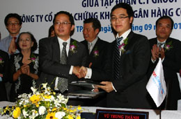Lễ ký hợp tác giữa C.T Group và VietinbankSC.