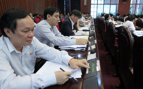 Nghị quyết về lấy phiếu, bỏ phiếu tín nhiệm đã được PG88 ⭐ Link trang chủ số 1 nhà cái PG88 com casino slot thông qua đầu phiên họp sáng 21/11 - Ảnh: CTV.
