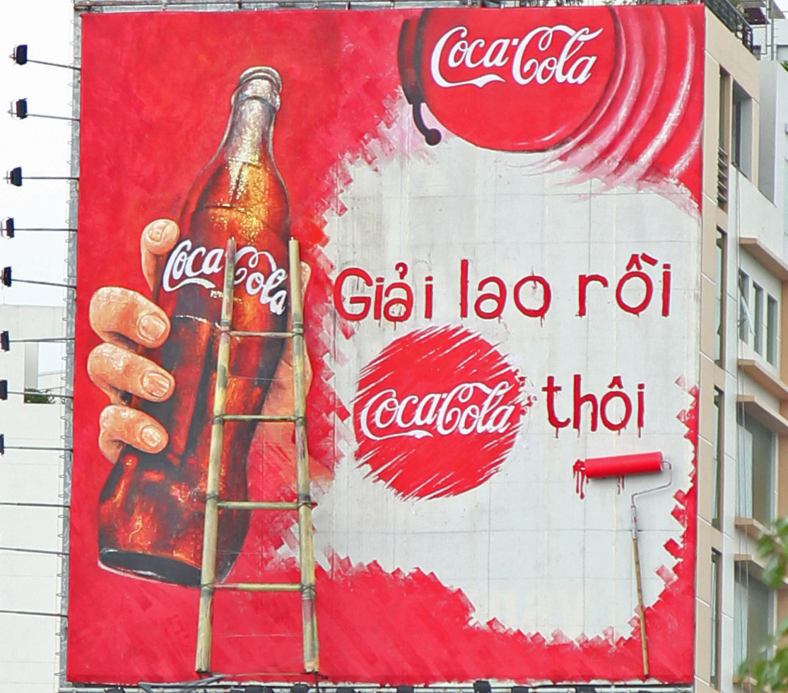 Billboard quảng cáo còn là tác phẩm nghệ thuật 1