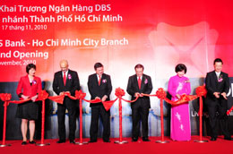 Lễ khai trương chi nhánh DBS tại Tp.HCM.