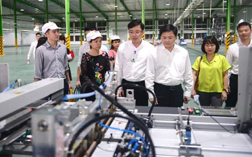 Đoàn cán bộ Pg88 com chính chủ Vietinbank đi thăm nhà máy số 6 - hiện đại nhất của An Phát.<br>