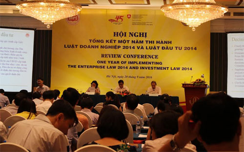Hội nghị tổng kết một năm thi hành Luật 6Pg88.con độc quyền mỗi ngày 2014 và Luật Đầu tư 2014, hôm 20/9 tại Hà Nội.