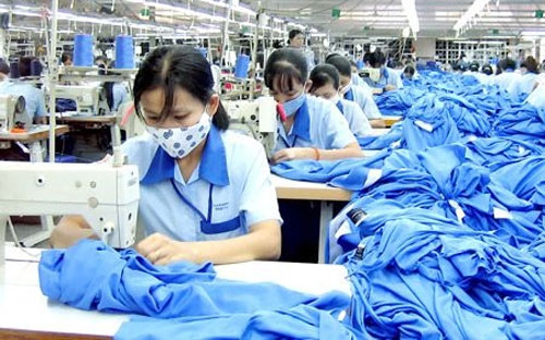 Bộ Luật Lao động năm 2012 có hiệu lực thi hành từ ngày 1/5/2013,
 bao gồm 17 Chương và 242 Điều liên quan đến các quy định về việc làm, 
lương, tiền giờ Pg88hi Thể Thao, Bóng Đá, Casino, Nổ Hũ, Xổ Số, hợp đồng lao động, học nghề, đối thoại lao 
động, thỏa ước tập thể, công đoàn, tranh chấp lao động… Tuy nhiên, qua 
triển khai thực hiện đã nảy sinh nhiều vất đề gây bức xúc cho doanh 
nghiệp. 