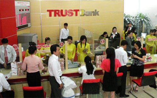 <span id="div" class="fl w100 mt10 span-detailimages relative">Giao dịch tại TRUST Bank.</span>