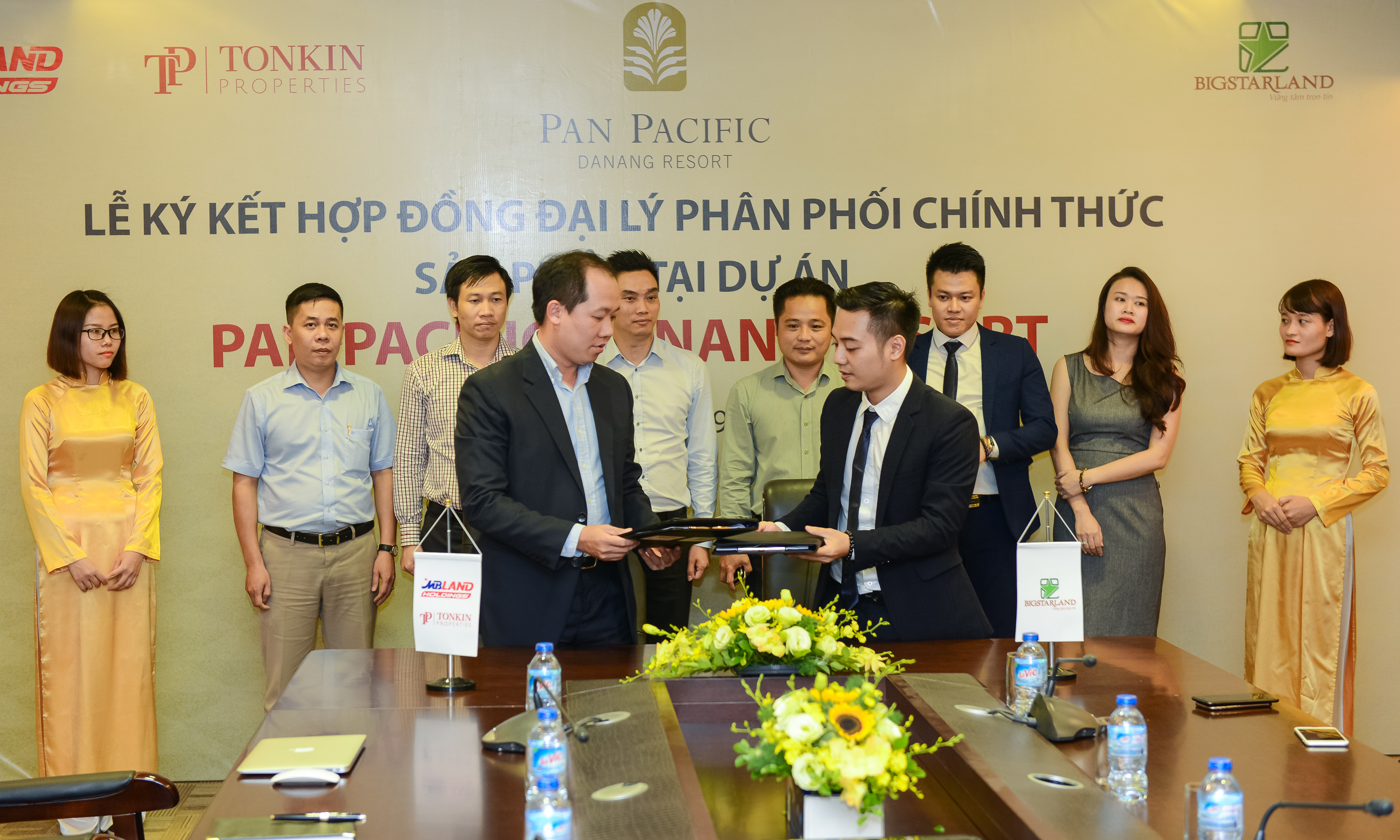 Lễ ký hợp đồng giữa 2 bên ngày 5/9.<br>