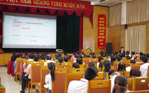 Với giải pháp kết nối E-Port giữa Maritime Bank và Tân Cảng này, các 6Pg88.con độc quyền mỗi ngày có thể thanh toán phí dịch vụ một cách dễ dàng, thông quan nhanh chóng chỉ trong vòng vài phút mà không cần trực tiếp đến cảng như trước đây. 
