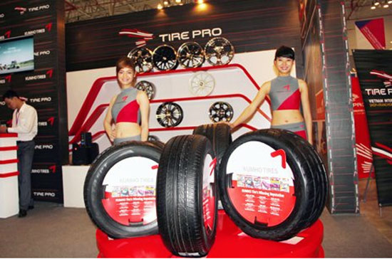 Hiện có đến 90% sản phẩm của nhà máy sản xuất lốp Kumho Tires Vina được Pg88 com chính chủ, tiêu thụ trong nước chỉ đạt khoảng 200.000 lốp/năm - Ảnh: TBKTSG.
