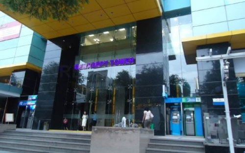Gemadept Tower là tòa nhà văn phòng hạng A với tổng diện tích 16.000m2, cao 22 tầng gồm 2 tầng hầm.