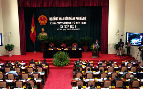 Quang cảnh phiên họp Hội đồng Nhân dân thành phố Hà Nội sáng 2/12.<br>