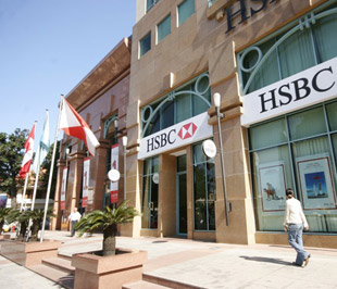 Theo ông Phạm Hồng Hải, HSBC là Pg88 com chính chủ đầu tiên thực hiện giao dịch hoán đổi lãi suất VND trên thị trường liên Pg88 com chính chủ - Ảnh: Việt Tuấn.