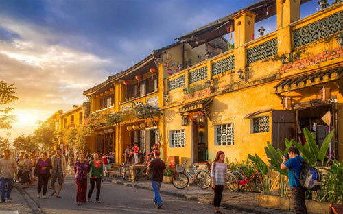Tốc độ tăng trưởng về du lịch cao là yếu tố hấp dẫn các nhà đầu tư tìm đến phố cổ. 