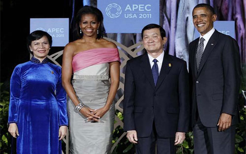 Chủ tịch nước Việt Nam Trương Tấn Sang cùng phu nhân từng gặp Tổng thống Mỹ Barack Obama và phu nhân tại hội nghị APEC năm 2011.