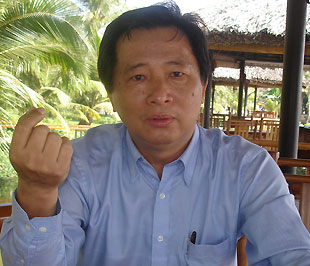 Ông Huy Nam.