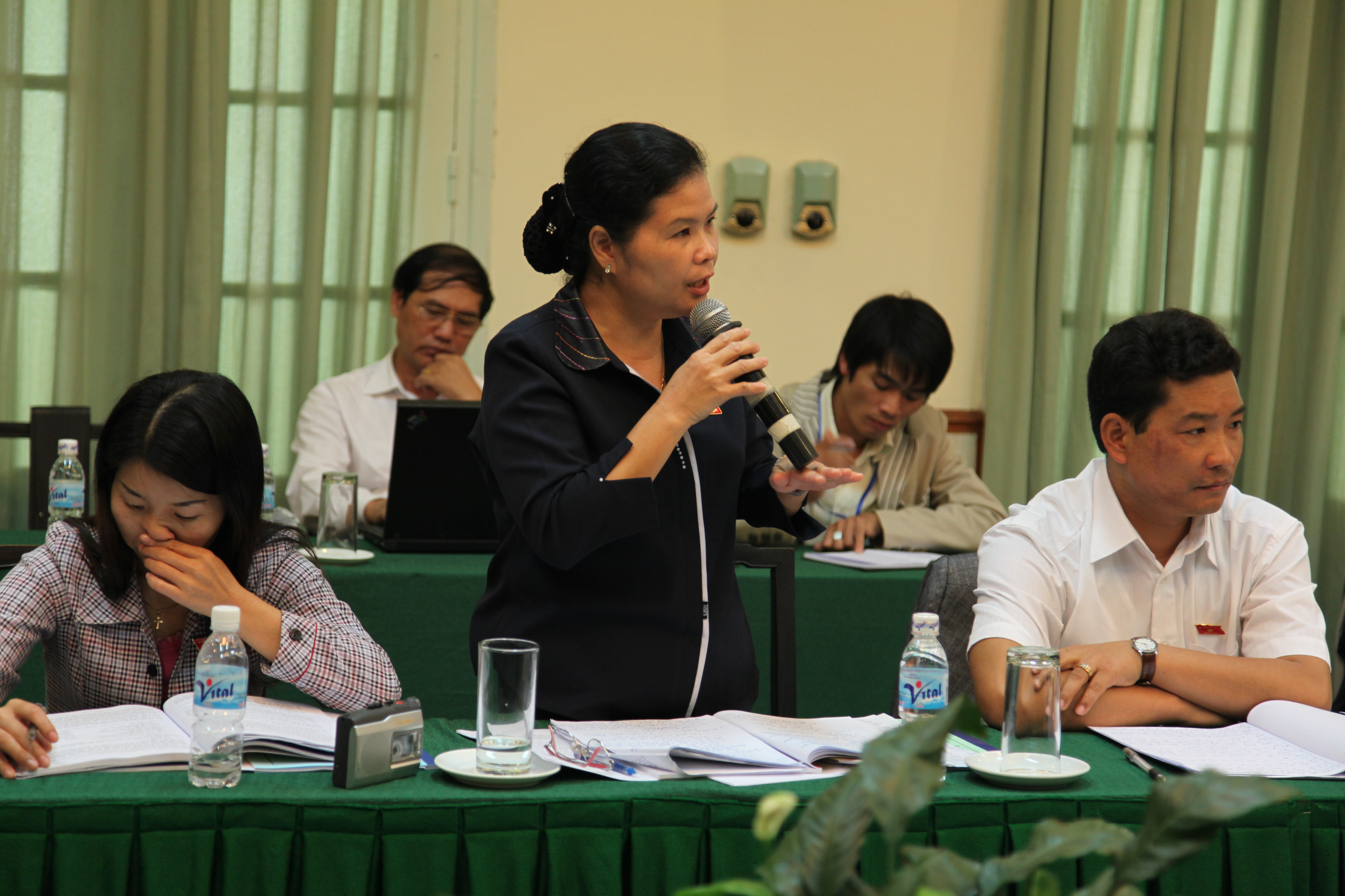 Nhiều ý kiến tán thành chủ trương đầu tư hai Link Trang Chủ PG88.Com Mới #2026 điện- Ảnh: LQP.