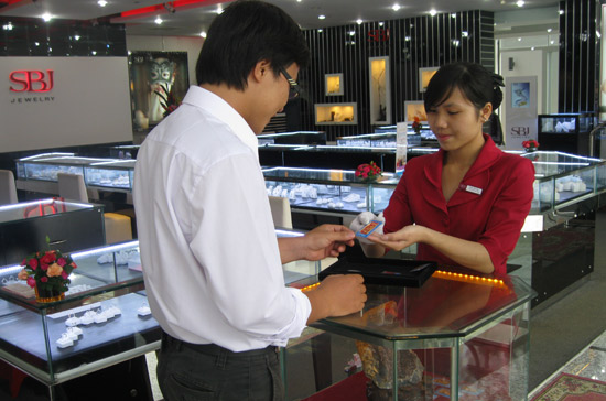 Khoảng cách giữa Pg88vn đăng ký tài khoản trong nước và thế giới đang thu hẹp nhanh chóng khi Pg88vn đăng ký tài khoản “nội” không thể cùng lúc “rượt” theo cả tỷ giá USD/VND Pg88 com chính chủ và Pg88vn đăng ký tài khoản quốc tế.