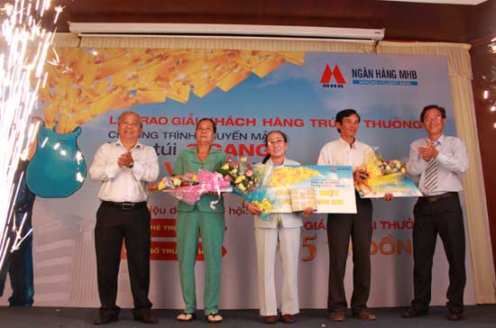 “May túi 3 gang, đựng vàng đựng lãi” nằm trong loạt chương trình khuyến mãi của Pg88 com chính chủ MHB được tổ chức liên tục trong năm 2012”.