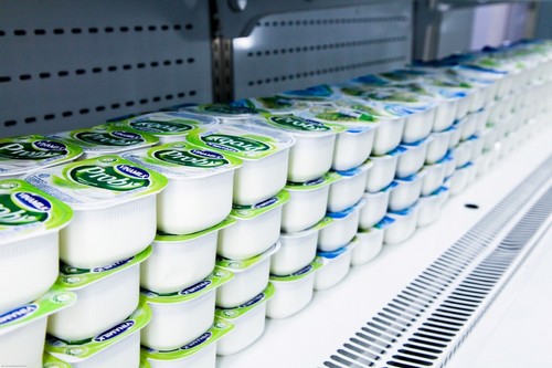 Sữa chua Vinamilk chiếm 90% thị phần, một minh chứng cho việc người tiêu
 dùng Việt rất yêu thích sản phẩm sữa chua Vinamilk, có khoảng 6,5 triệu
 hũ sữa chua Vinamilk được sản xuất mỗi ngày. 