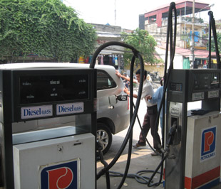 Một cây xăng của Petrolimex - Ảnh: Anh Quân.
