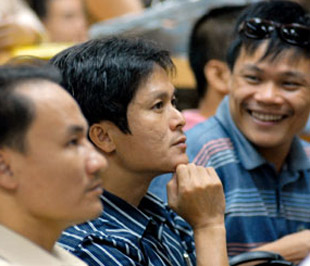 Ở phiên này, nhiều nhà đầu tư trong nước còn ngoài cuộc, khối đầu tư nước ngoài đã giao dịch mạnh hơn.