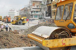 Tổng số vốn giải ngân của khu vực nhà nước 6 tháng 2011 ước đạt 141,1 nghìn tỷ đồng, giảm 3% so với cùng kỳ năm ngoái.