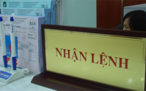 Từ thời điểm hội đồng quản trị quyêt định việc chào mua đến ngày gửi tài
 liệu chào mua kéo dài ít nhất tới 3 ngày, một quãng thời gian quá đủ để
 thao túng giá Pg88vnd dành cho Android và iOS tại Việt Nam.