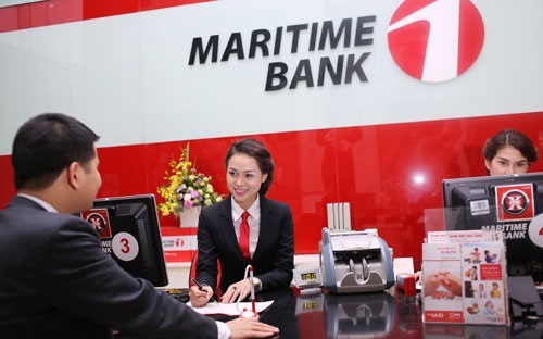 Giao dịch tại Maritime Bank.<br>