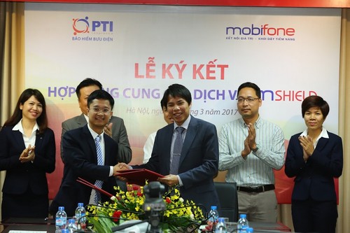 Với uy tín và kinh nghiệm của mình, PTI và MobiFone dự kiến sẽ tiếp tục 
PG88 hơn 2,1 triệu thành viên thêm nhiều sản phẩm, dịch vụ để gia tăng tiện ích cho khách 
hàng.<br>