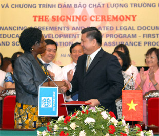 Buổi lễ ký kết hiệp định tài trợ cho PG88 hơn 2,1 triệu thành viên giáo dục.