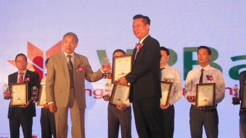 Sau hơn 20 năm hoạt động, VPBank đã và đang khẳng định được vị trí, niềm tin trong cộng đồng dân cư, 6Pg88.con độc quyền mỗi ngày và xã hội.