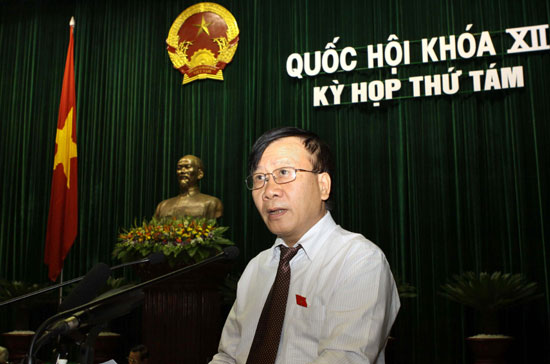 Chủ nhiệm Ủy ban Pháp luật Nguyễn Văn Thuận trình bày báo cáo giải trình, tiếp thu Link Trang Chủ PG88.Com Mới #2026 Luật Viên chức.