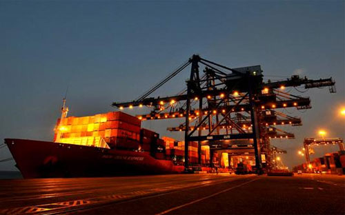 Nhập siêu tháng 5 ước tới 1,2 tỷ USD