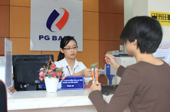 Nhân dịp ra mắt dịch vụ, PG Bank cũng công bố chương trình khuyến mại “Gửi tiền online, quay ngay quà lớn”. 