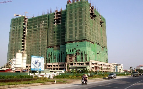 Dự nợ cho vay bất động sản vẫn chiếm vị trí số 1 với tổng dư nợ lên tới 60.733 tỷ đồng, chiếm 9,4% tổng dư nợ.