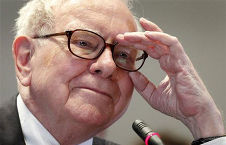 Nhiều phát biểu của Buffett đã trở thành “kim chỉ nam” cho nhiều nhà đầu tư khắp thế giới. Đó là những triết lý sâu sắc được thể hiện qua những ngôn từ bình dân như chính con người ông.