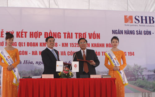 Lễ ký tài trợ vốn cho Link Trang Chủ PG88.Com Mới #2026 mở rộng quốc lộ 1, đoạn từ km1488 - km1525 qua tỉnh Khánh Hòa.