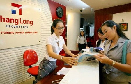 TLS đứng đầu thị phần môi giới Pg88vnd dành cho Android và iOS tại Việt Nam trên HNX với 6,745% thị phần. 