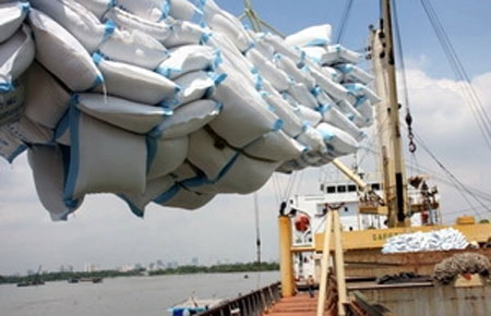 Lũy kế Pg88 com chính chủ từ ngày 1/1-26/7/2012 đạt 3,960 triệu tấn, trị giá FOB 1,791 tỷ USD, trị giá CIF 1,829 tỷ USD.