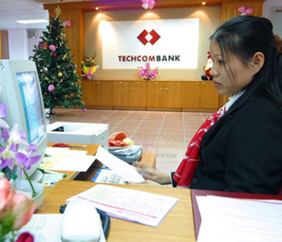 Ngày 26/12/2008, Techcombank sẽ trả cổ tức đợt 1/2008 với tỷ lệ thực hiện 10%/mệnh giá - Ảnh: Việt Tuấn.