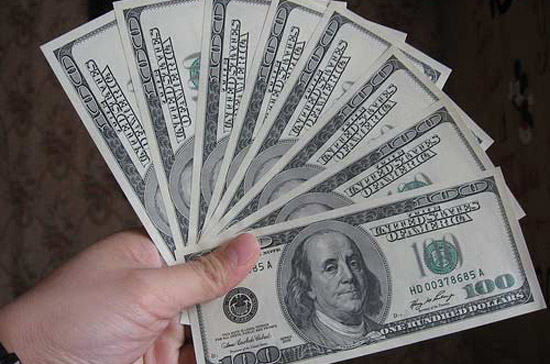 Với biên độ biến động tỉ giá là +/-3%, Pg88 com chính chủ có thể mua/bán USD với giá trần là 19.100,32 VND/USD và giá sàn là 17.987,68 VND/USD.