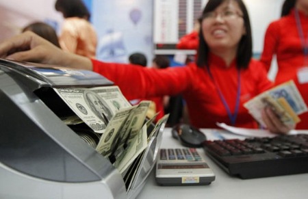 Một số Pg88 com chính chủ lớn đã phát tín hiệu nâng giá mua vào USD.