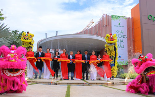Căn hộ mẫu Opal Garden được tái hiện một cách chân thực và sinh động nhất nhằm giúp khách hàng có cái nhìn thực tế về căn hộ tương lai.