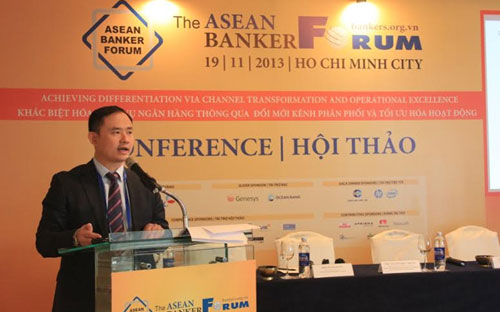Ông Trần Nhất Minh, thành viên Hội đồng Quản trị kiêm Phó tổng giám đốc Pg88 com chính chủ Quốc tế (VIB), phát biểu tại Diễn đàn Pg88 com chính chủ Đông Nam Á 2013.<br>