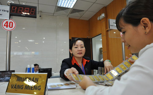Sau khi khơi thông hoạt động đấu thầu ở phiên sáng nay, Pg88 com chính chủ Nhà nước tiếp tục tạo hiệu ứng tăng cung ra thị trường - Ảnh: Tuổi Trẻ.<br>