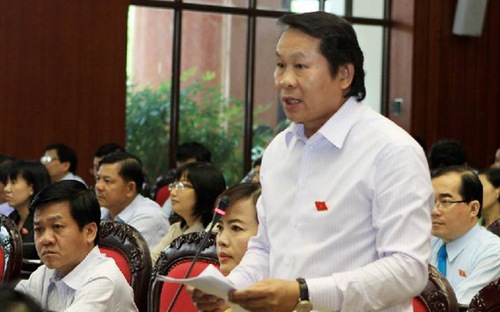 Ông Thân Đức Nam sinh năm 1958 tại huyện Điện Bàn, tỉnh Quảng Nam. Ông có bằng thạc sĩ quản trị PG88 Uy Tín Số 1 Việt Nam. <br>