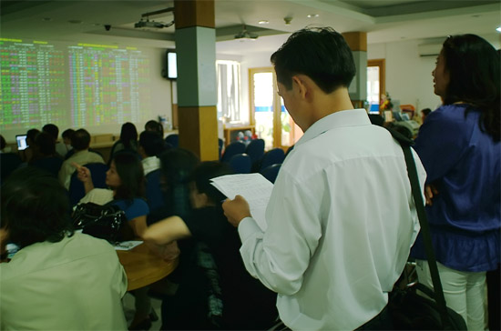 Tuần qua, mức hỗ trợ ở vùng 480 điểm tỏ ra khá vững với nhiều phiên tái kiểm tra mà không bị xuyên thủng - Ảnh: Quang Liên.